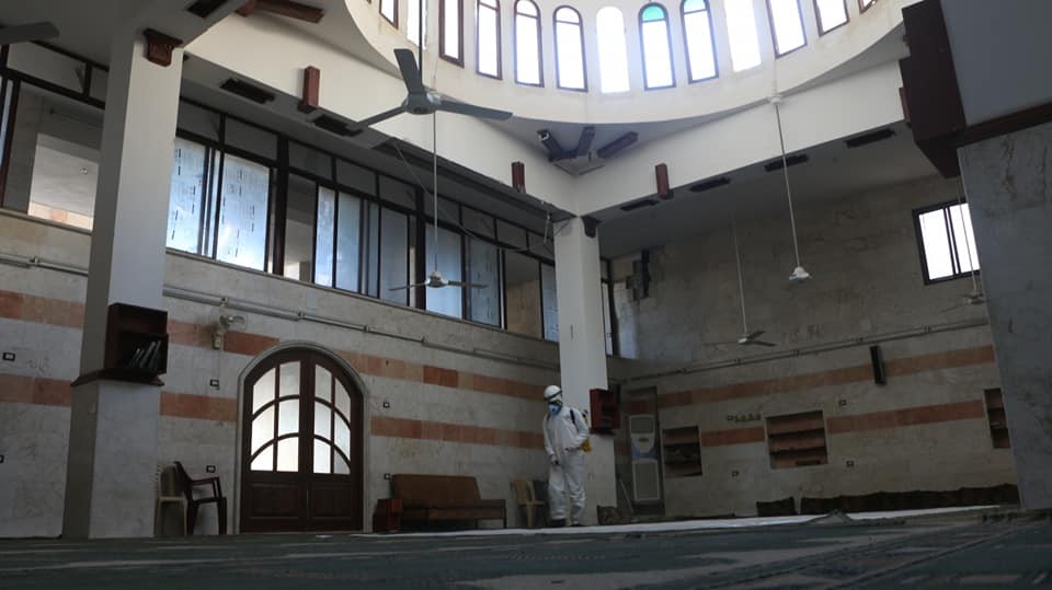 İdlib’de korona virüse karşı dezenfekte başladı 