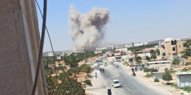 İdlib'de saldırı! Siviller katledildi