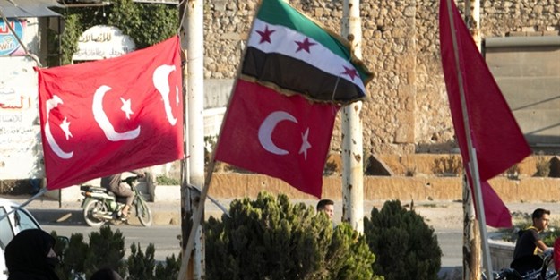 İdlib'de Türk bayrakları dalgalandı!