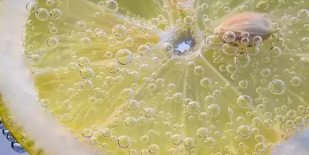 İdrar yolu enfeksiyonunu geçiren 7 doğal yöntem! Sabah tüketenler dikkat! Limonlu su...