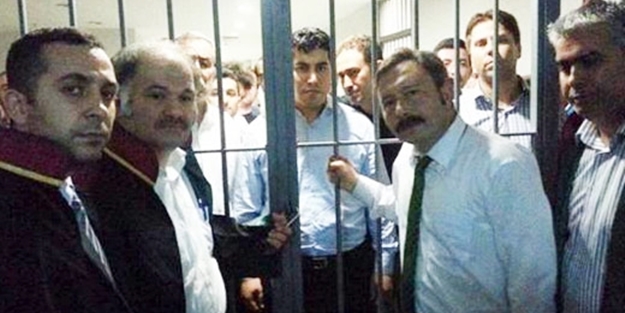 'Bu kadar hıyara tuzluk da lazım'