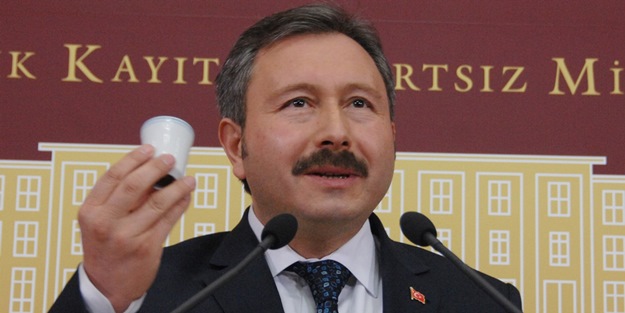 İdris Bal yan çizdi: Tuzluk partisi cemaatin değil