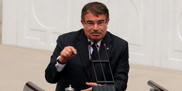 İdris Naim Şahin de gitti
