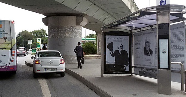 İETT'den Demirel anısına özel durak