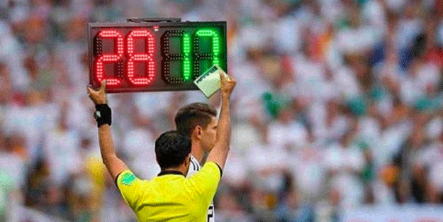 IFAB, 5 oyuncu değişikliği kuralının kalıcı hale gelmesini önerdi