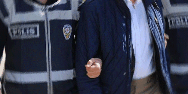 FETÖ'nün mahrem imamı özel okulda yakalandı
