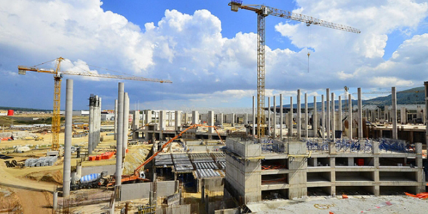 İflas ettiği yazılıp çizilen Türk inşaat devi az önce Türkiye'ye duyurdu: İflas etmedik