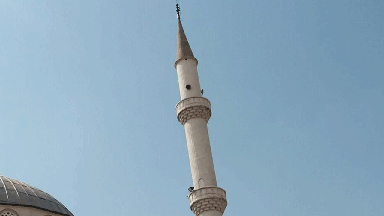 İftar anonsu sonrası alçak provokasyon! İmam dahil 9 kişi gözaltına alındı!