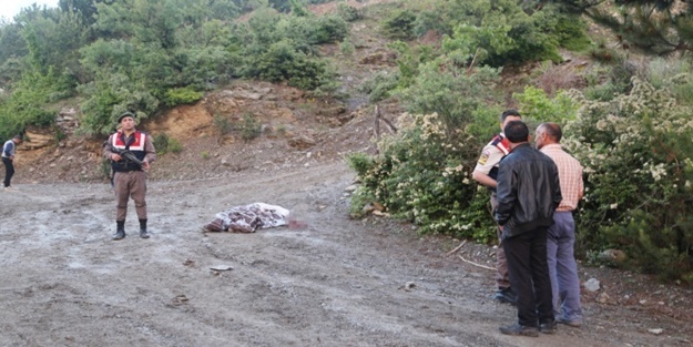 İftar saatinde muhtarların tartışması kanlı bitti: 2 ölü