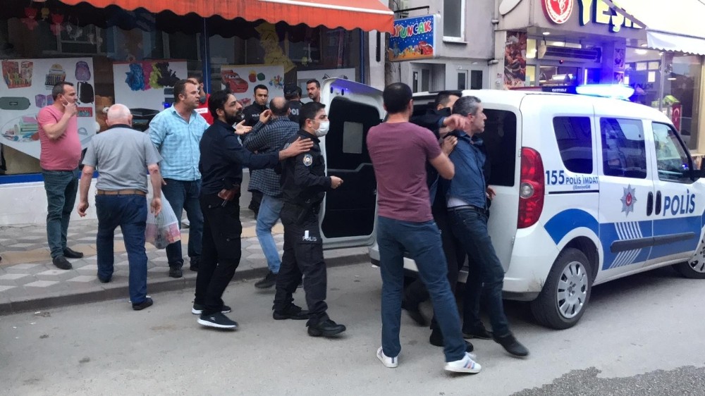 İftar vakti çıkan kavgada silah patladı 