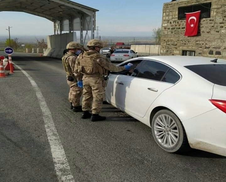 Iğdır giriş ve çıkışlarında ’koronavirüs’ denetimi 