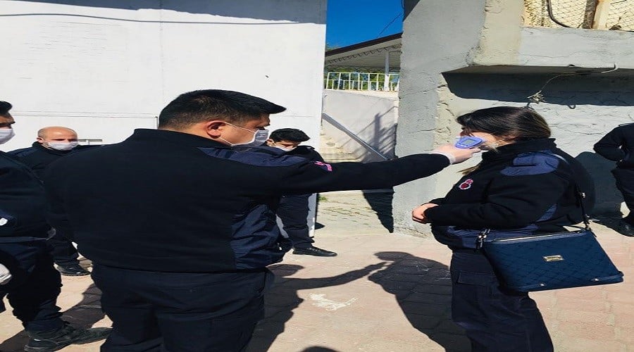 Iğdır B Tipi Kapalı Ceza İnfaz Kurumunda korona önlemleri artırıldı 