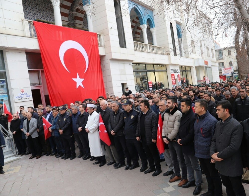 Iğdır’da İdlib şehitleri için gıyabi cenaze namazı kılındı 