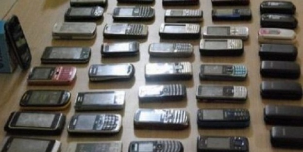 Iğdır'da kaçak cep telefonu operasyonu