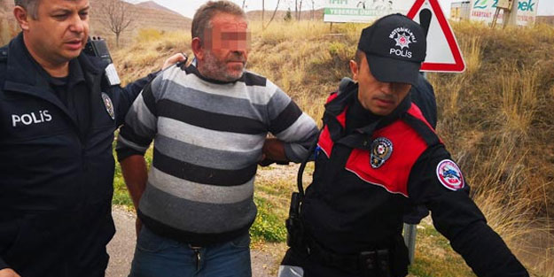 İğrenç olay! Polis boş arazideki kamyoneti kontrol edince...