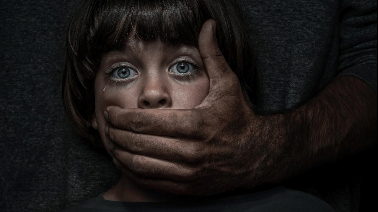 İğrenç yüzleri ortaya çıktı! Cinsel saldırı UNİCEF raporunda… Fransa çocuklar için güvenli değil