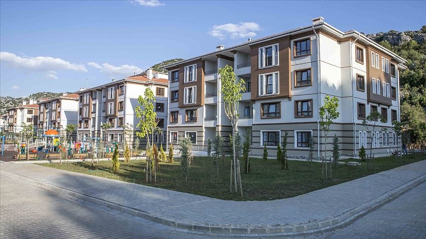 İhaleye çıkılan devlet lojmanlarından 4 bin 413'ü satıldı