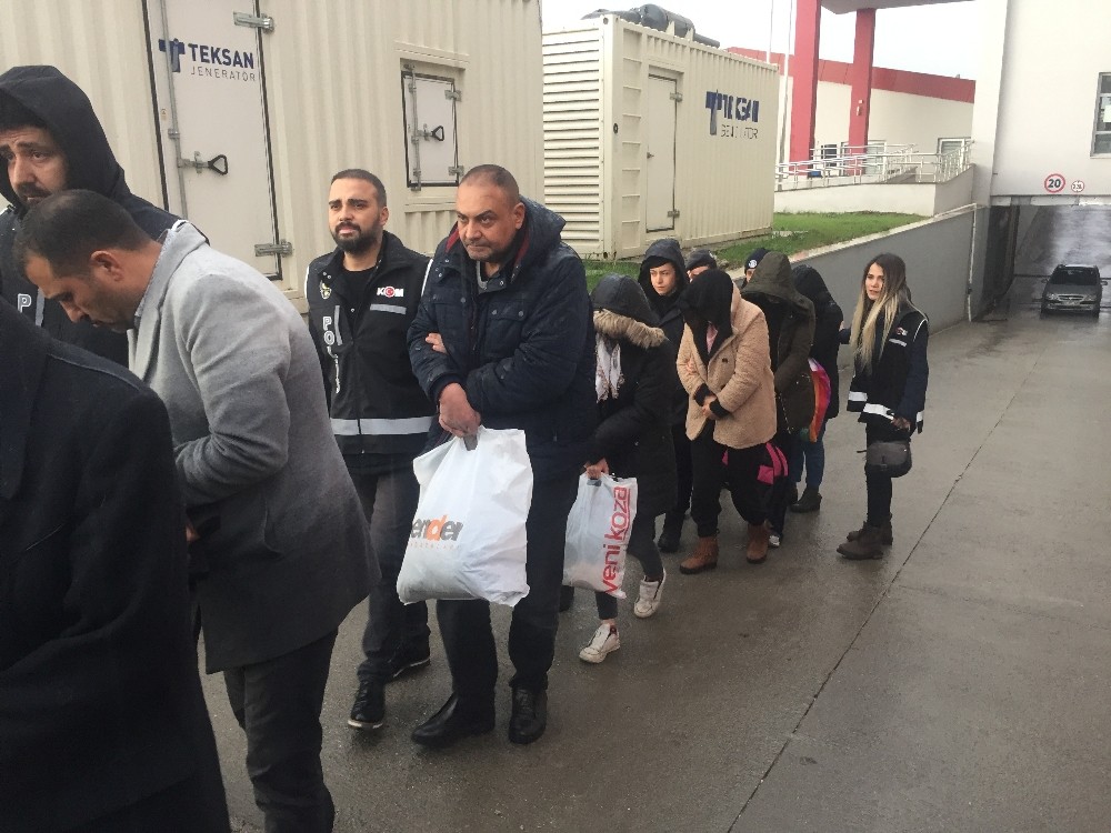 İhaleye fesat karıştırdığı öne sürelen 59 zanlı adliyeye sevk edildi 