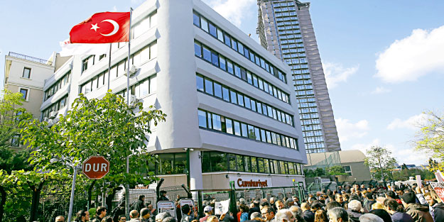 İhanet bültenine şafak operasyonu