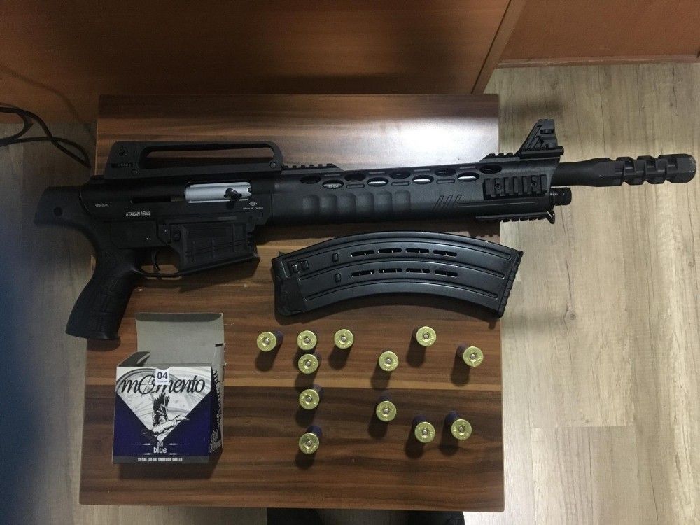İhbar üzerine şüpheli araçta ruhsatsız tüfek ele geçirildi 