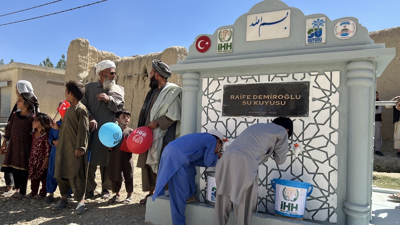 İHH 2024’de 15 ülkede 1185 su kuyusu açtı