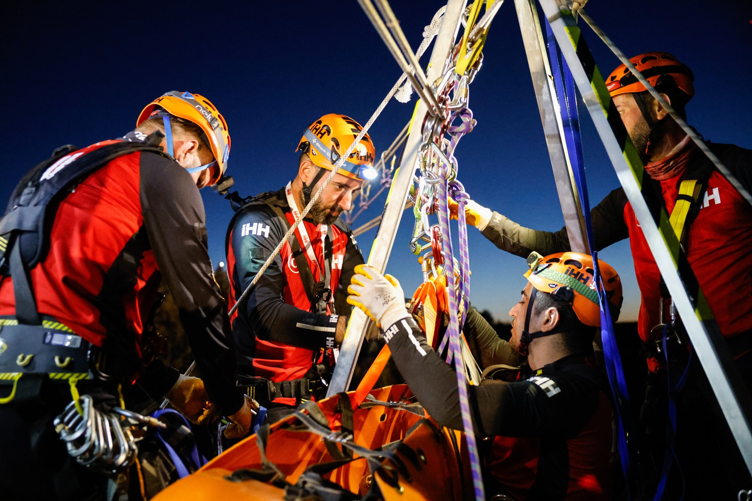 İHH Arama Kurtarma ve Afet Yönetimi 2025 yılı boyunca sahadaydı
