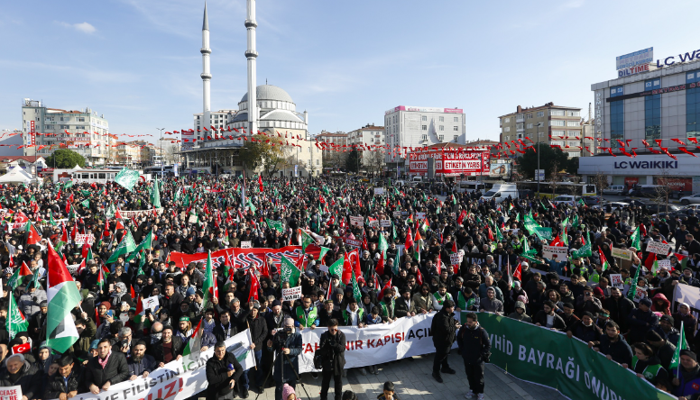 İHH çağrıda bulundu, binlerce kişi sokaklara döküldü!