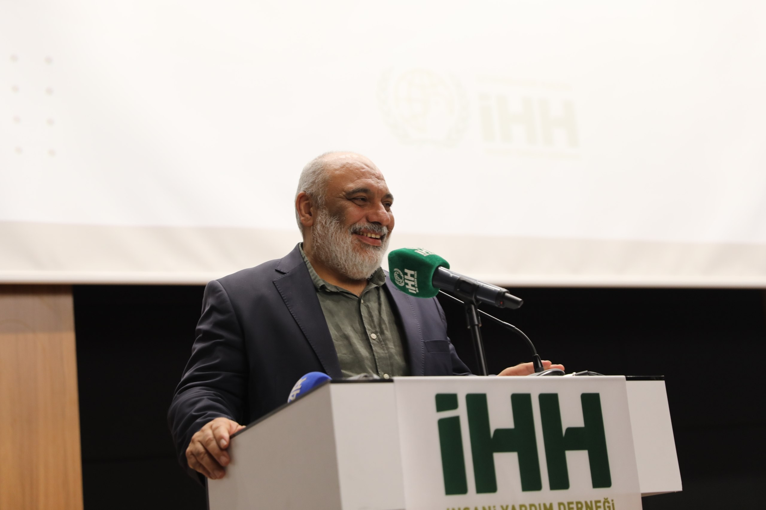 İHH, Diyarbakır’da ‘Sivil Toplumda Kadın’ paneli düzenledi