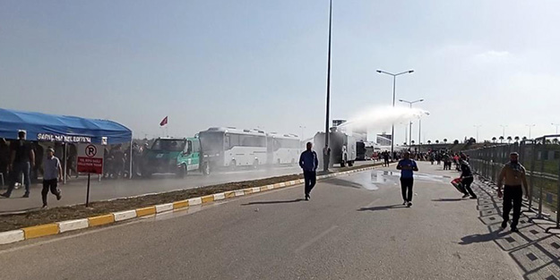İHH İncirlik mitingini güvenlik sebebiyle yarıda kesti!