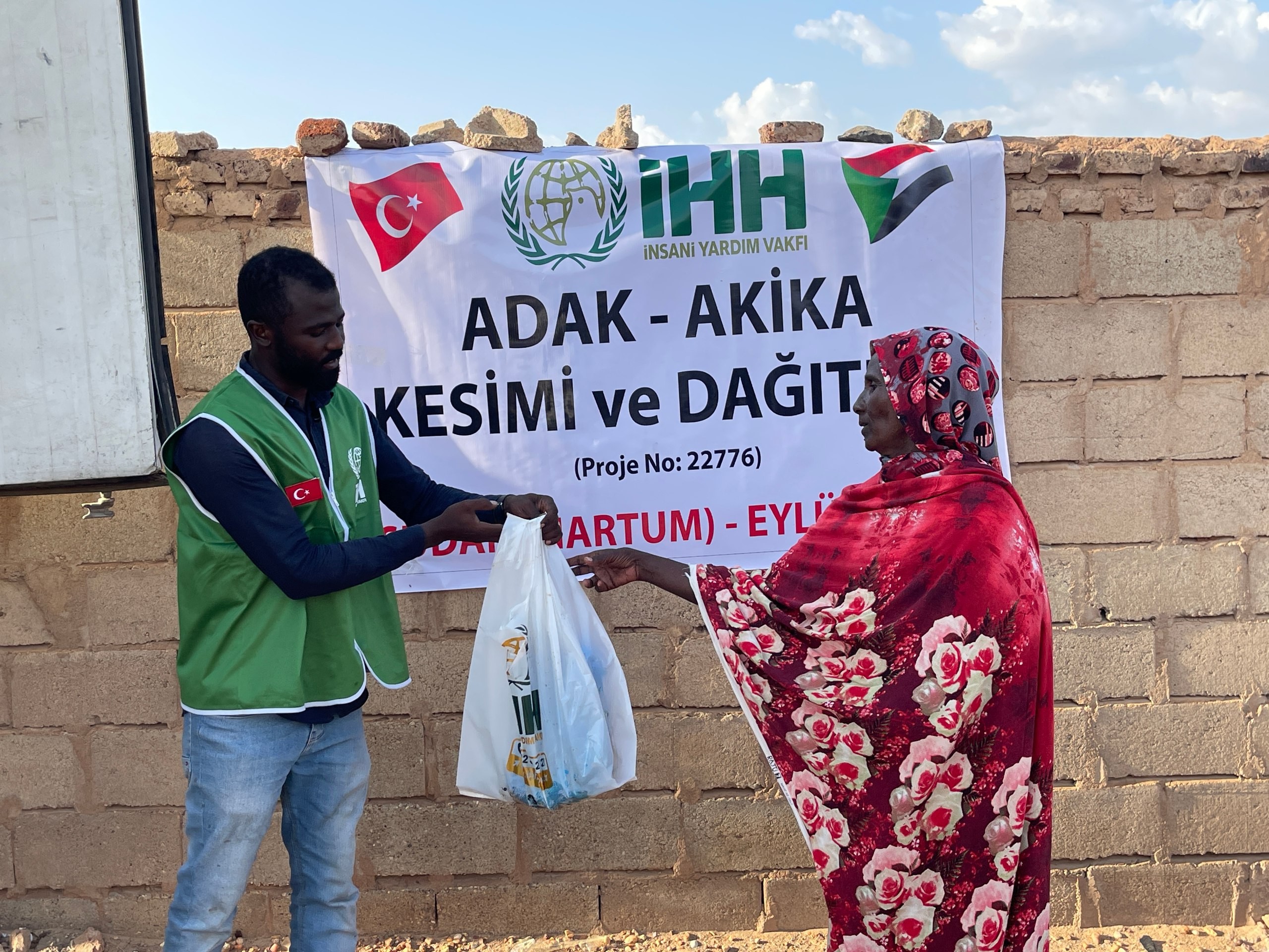 İHH, Sudan’da 4 buçuk milyondan fazla kişiye yardım ulaştırdı