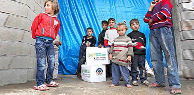 İHH yardımda rekora koşuyor