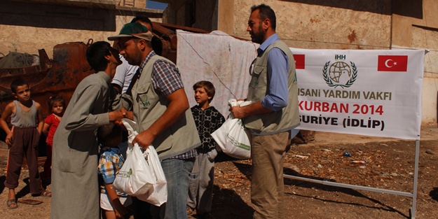 İHH’dan 5 kıtada 45 bin 18 hisse kurban kesimi