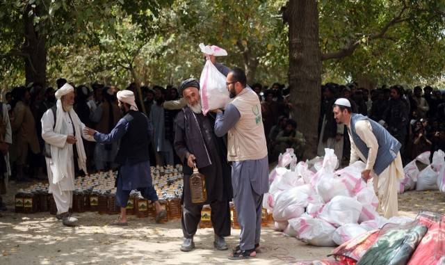 İHH’dan Afganistan’da 15 bin kişiye yardım