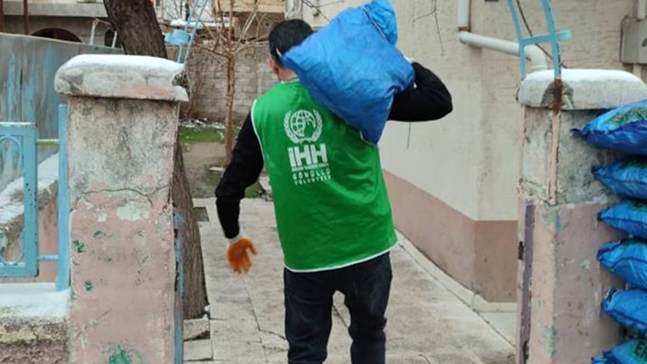 İHH’dan Türkiye’de binlerce kişiye kış yardımı