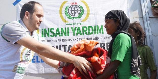 İHH'dan Myanmar'a sağlık ve gıda yardımı