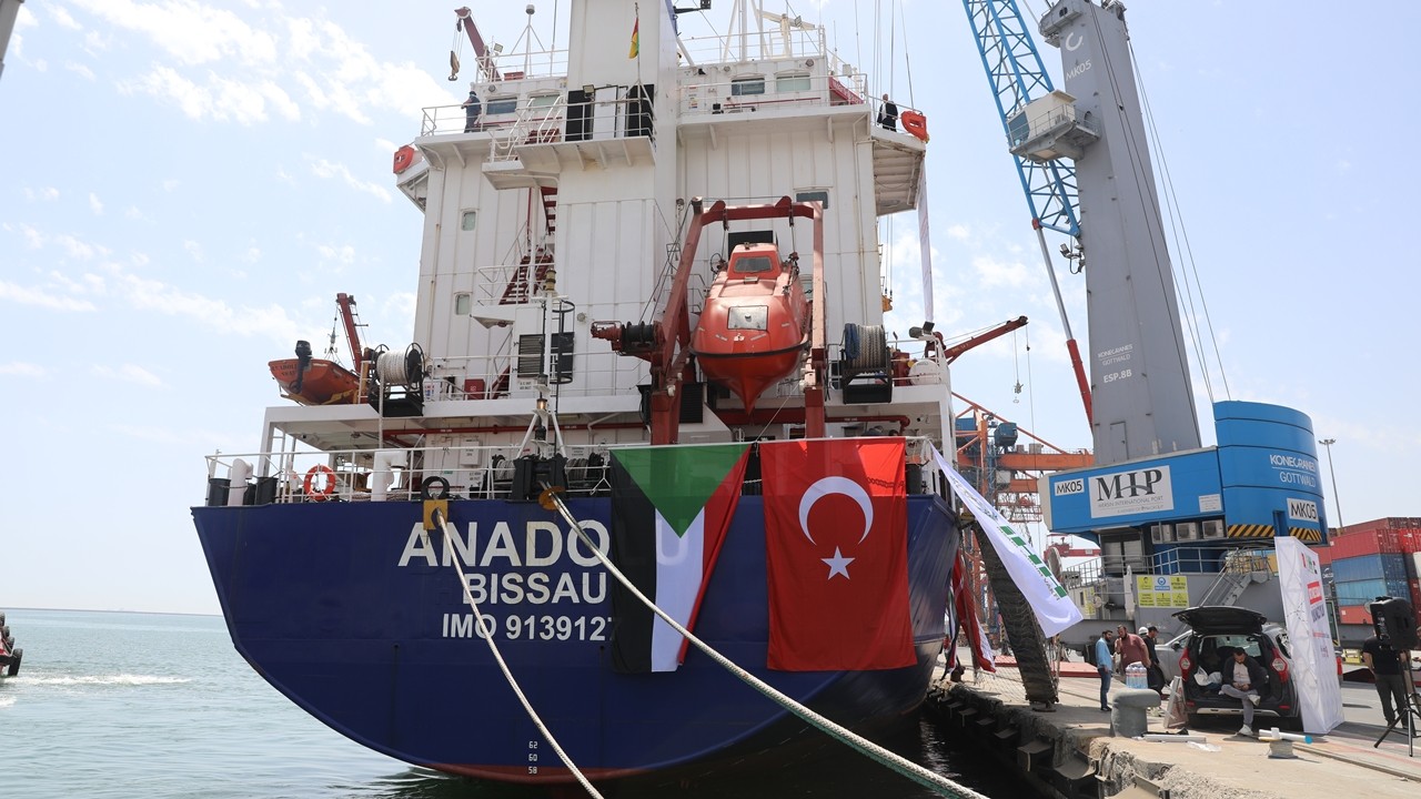 İHH'nın 2'nci İyilik Gemisi Sudan’a uğurlandı