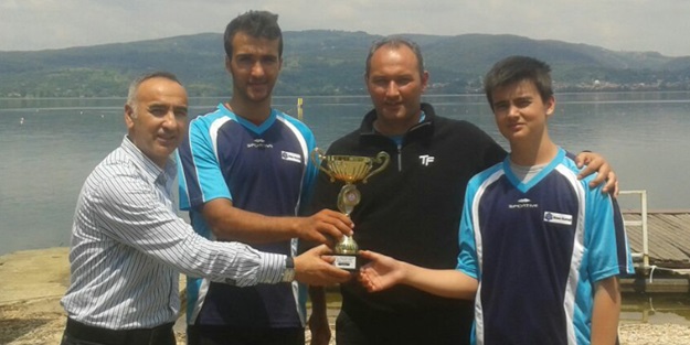 İhlas Koleji öğrencileri kürekte Türkiye şampiyonu oldu