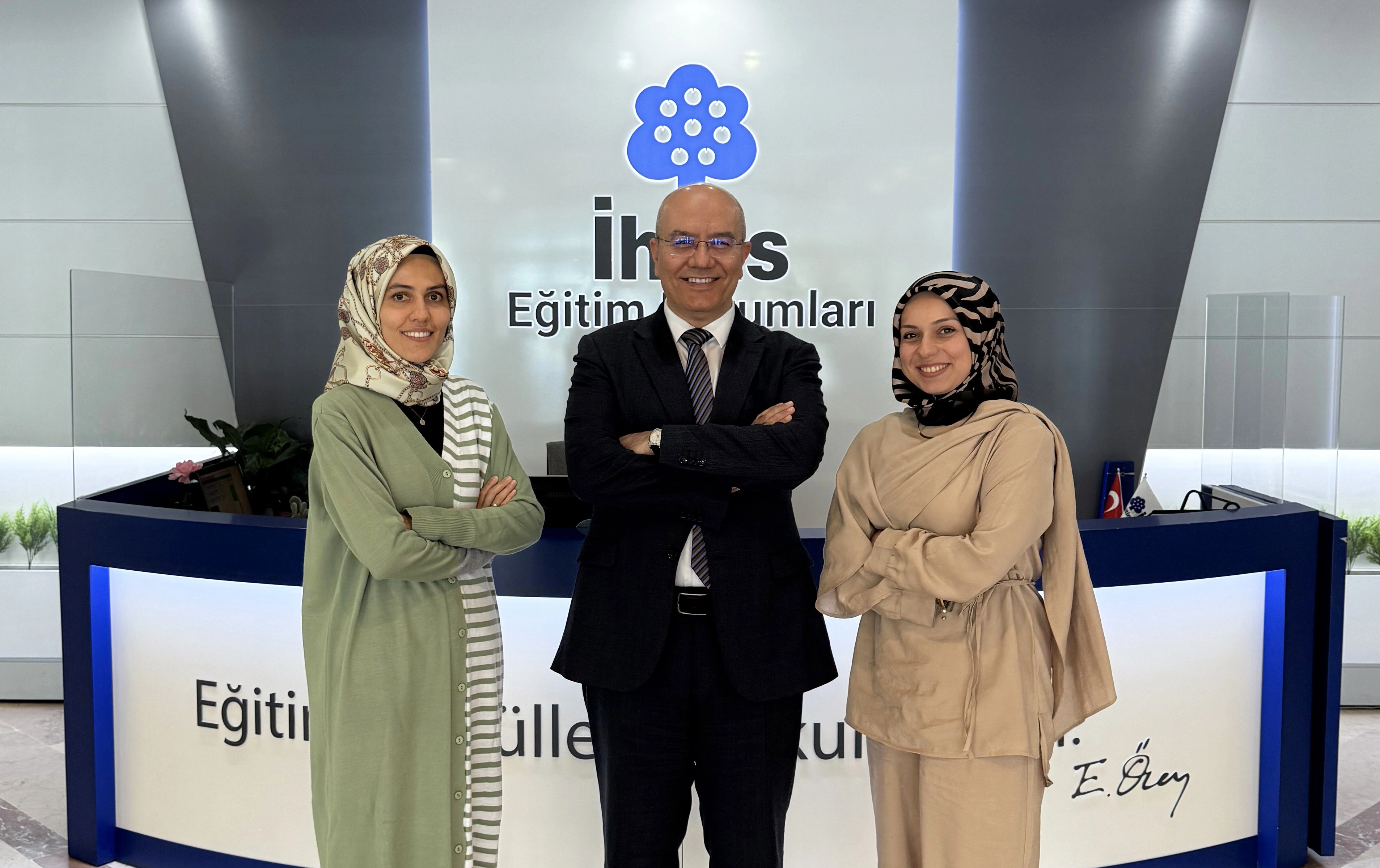 İhlas Koleji Öğretmenleri USOS-2025’te Bilimsel Bildirileriyle Uluslararası Alanda Yer Aldı
