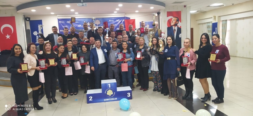 İhlas Pazarlamada, başarılı personeller ödüllendirildi 