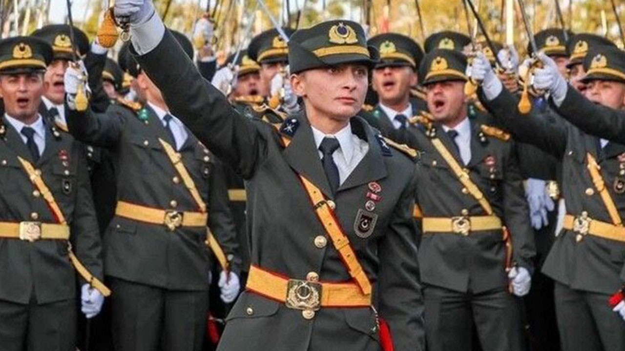 İhraç edilen teğmenler lüks evde! “Bireysel Mücadele