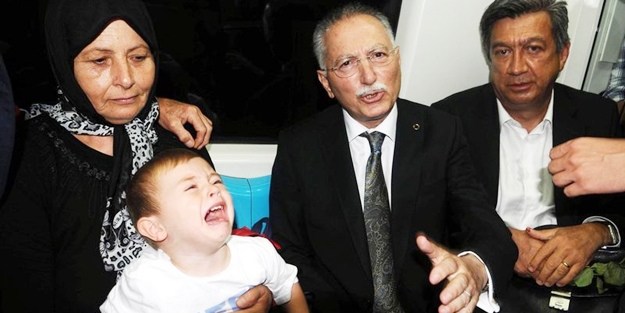 İhsanoğlu: Suriyeliler'i kovmalıydık!