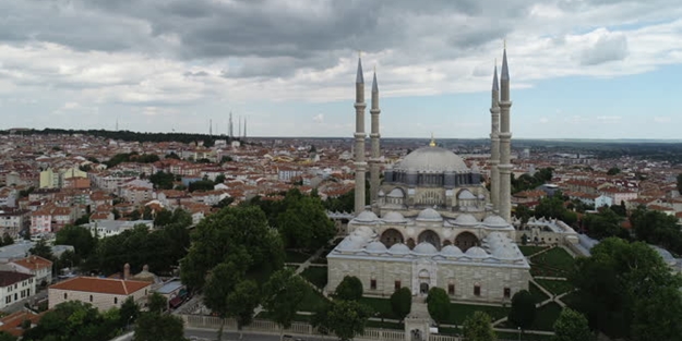 İhtişamıyla kendine hayran bırakıyor: Selimiye Camii