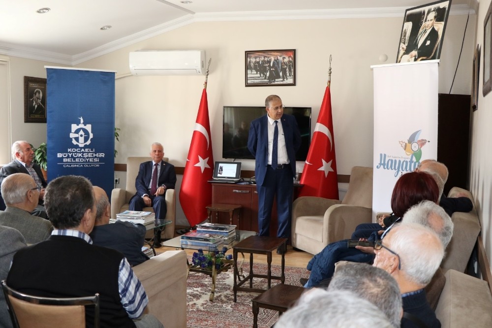 İhtiyar delikanlılara hastalıkla mücadele bilgilendirmesi 