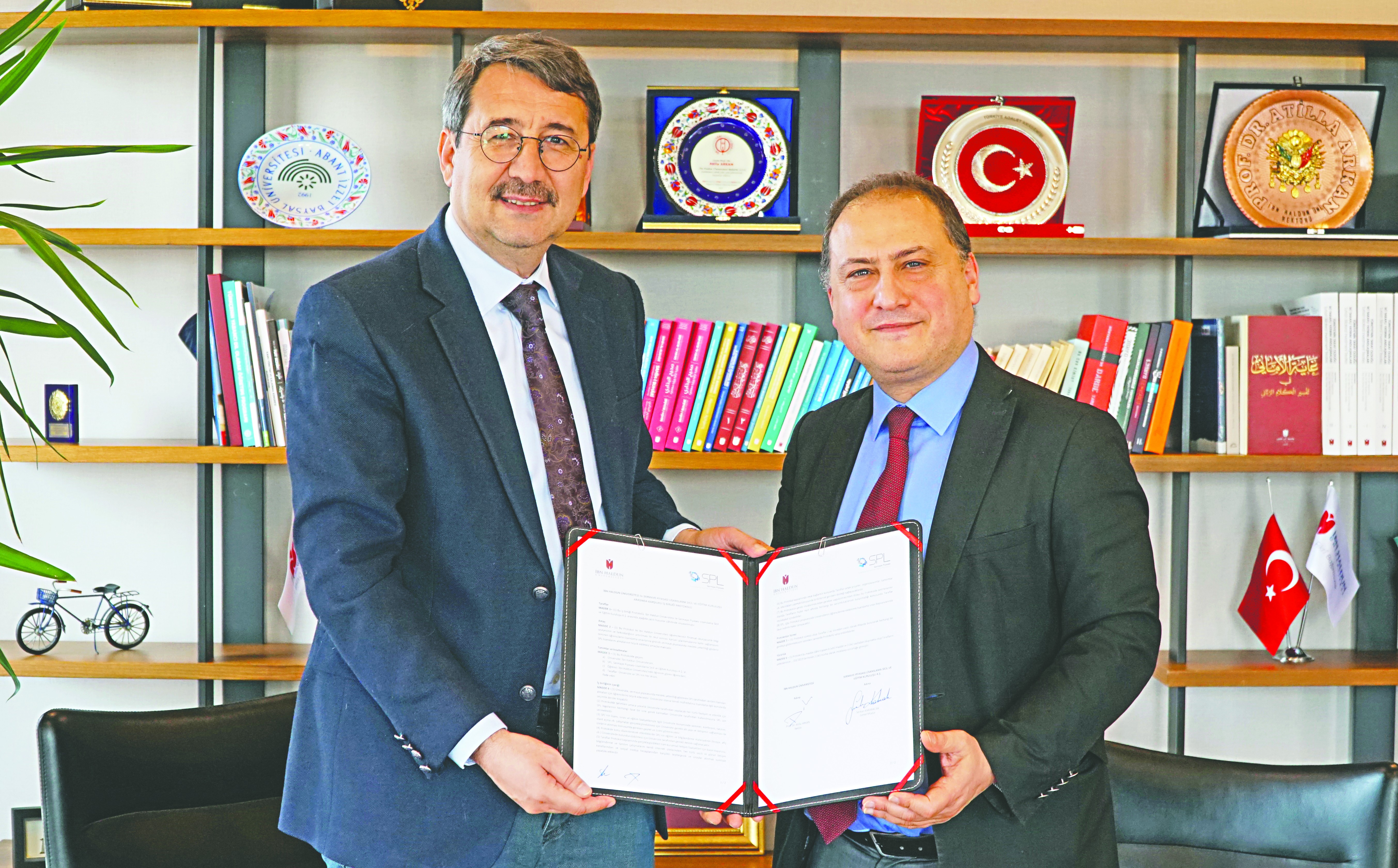 İHÜ ile SPL, işbirliği protokolü imzaladı