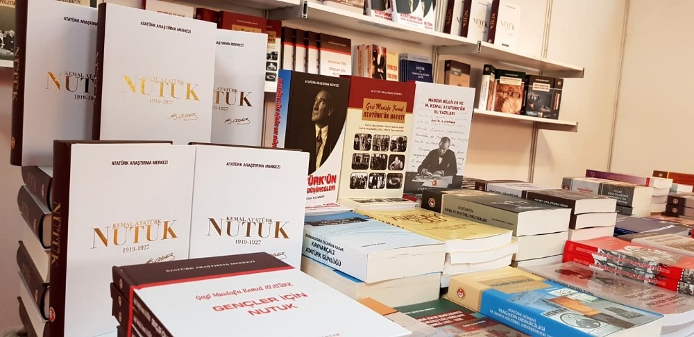 III. Çaka Bey Kitap Günleri başladı 