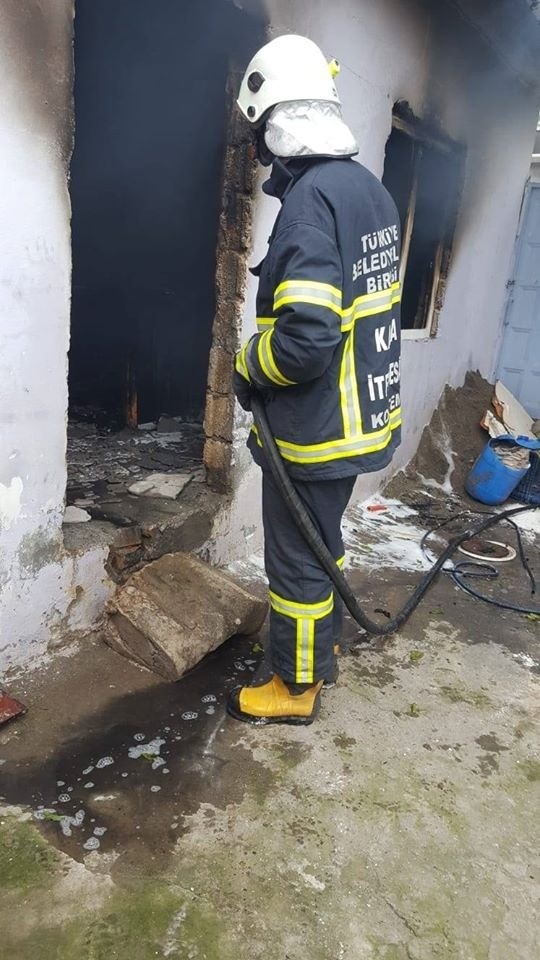 İkamet yangını korkuttu 