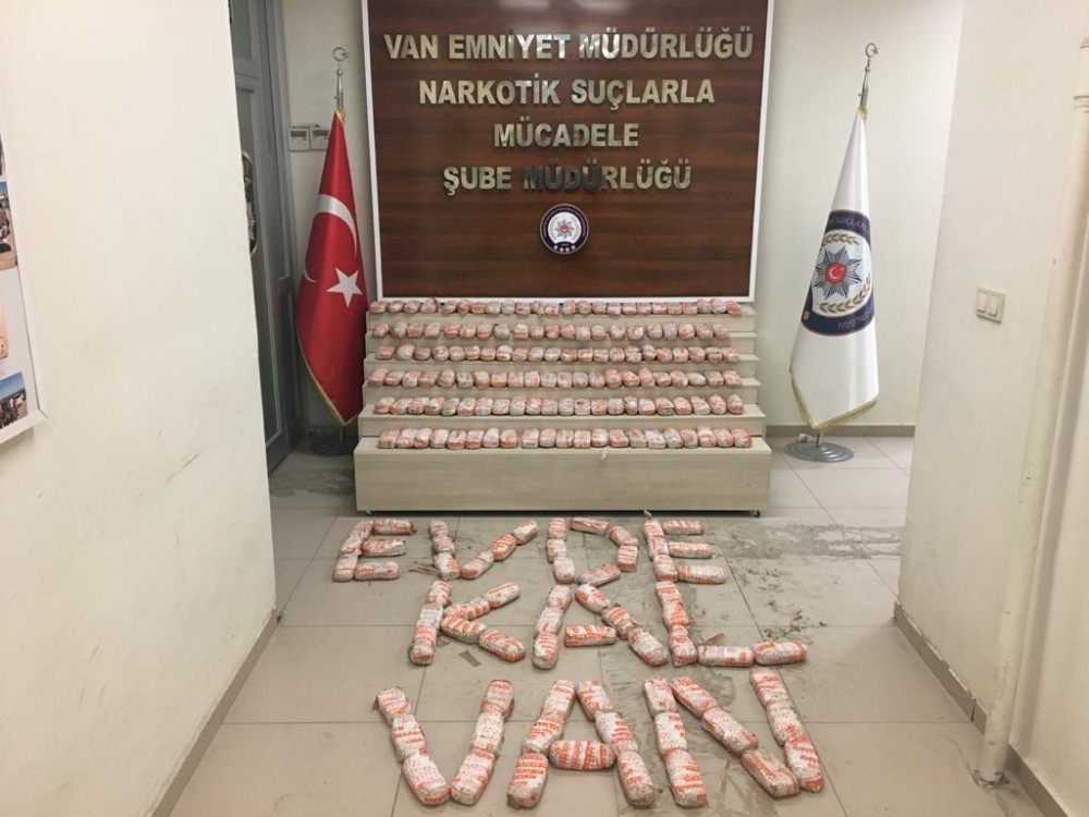İkamette 101 kilo gram eroin ele geçirildi 