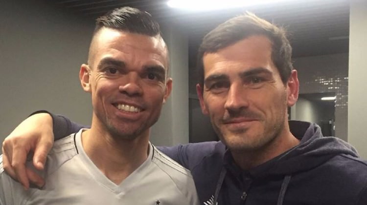 Iker Casillas'tan Beşiktaş'a övgü! 'Muhteşem...'