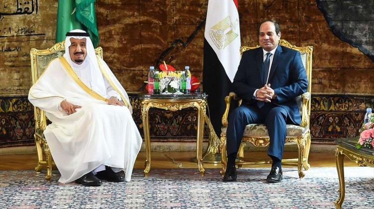 İki ada Suudi Arabistan'a verildi!