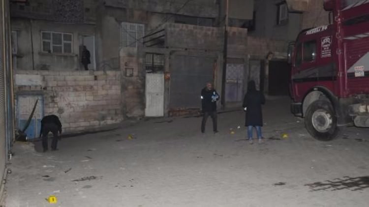 İki aile arasında silahlı kavga: 1 ölü, 2 yaralı